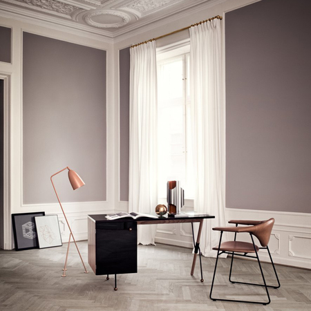 Schreibtisch 62 Desk Gubi