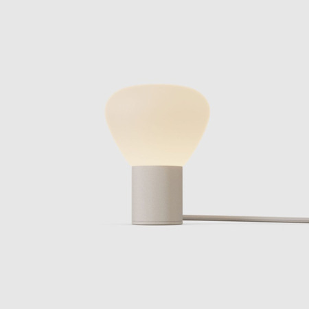 Lambert & Fils Tischleuchte 'Parc 01'  Beige,  Hand-Schalter
