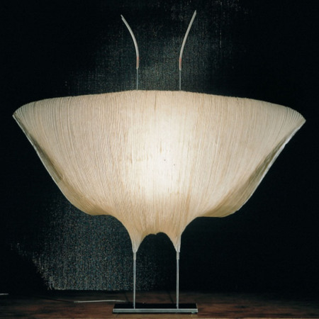 Ingo Maurer Tischleuchte 'Samurai'  100 - 240 V