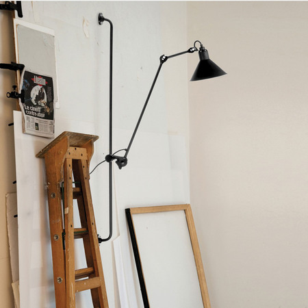 DCW Éditions Runde Wandleuchte 'Lampe Gras N°214' 