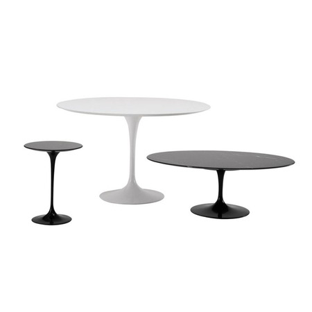 Ovaler 'Saarinen' Couchtisch