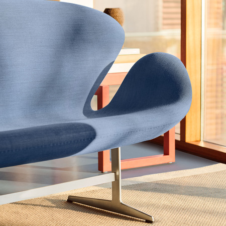  2-Sitzer Sofa 'Swan' in Stoff