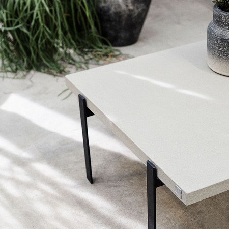 MUUBS Couchtisch 'Rush' Felsenstein