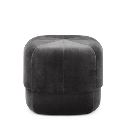 Normann Copenhagen Velour Pouf Circus von Normann Copenhagen Gross, Moss