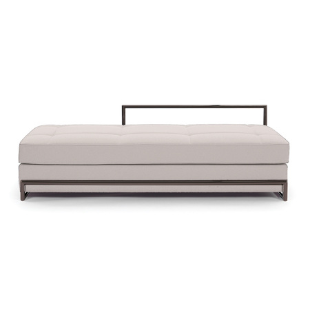 Classicon Daybed von 'Classicon' in Stoff Orange - Manila, Schwarz