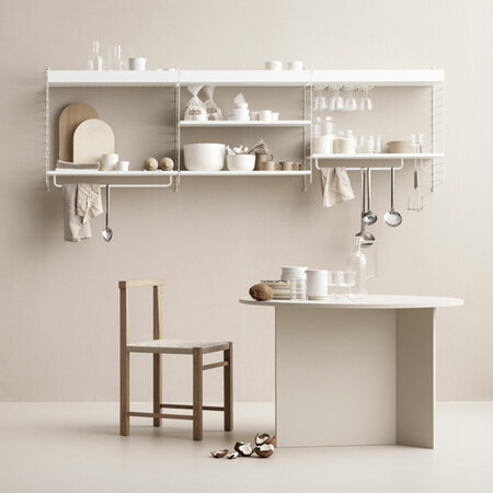 Fürs Geschirr: Regal 'String' String Furniture