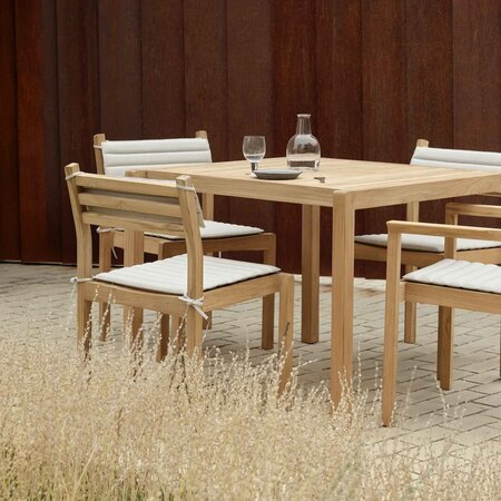 Carl Hansen & Søn AH Outdoor Dining Table Teak unbehandelt, B: 98.5 cm / T: 100 cm 