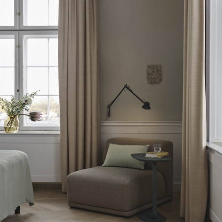 Muuto Dedicate Wall Lamp Schwarz, L2