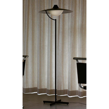 DCWeditions Biny Floor Stehleuchte von DCW Black-2