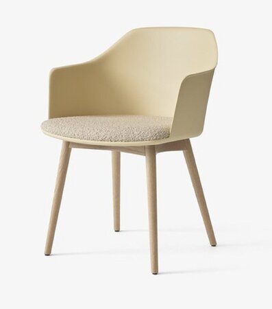 &Tradition Rely HW77 - Sessel mit Sitzkissen: Oak - Beige Sand - Karakorum 003