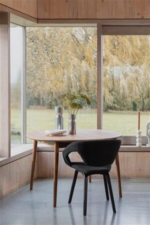 Zuiver Armchair Flexback Boucle Black - Stuhl mit Armlehne