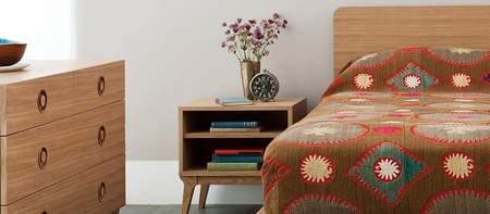Case Valentine Bedside Table