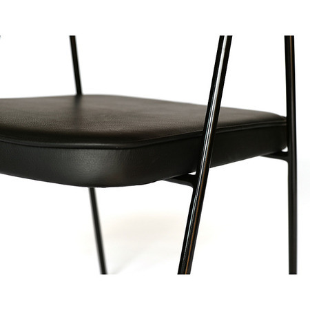Case Furniture 675 - Stuhl - Oak and Black
