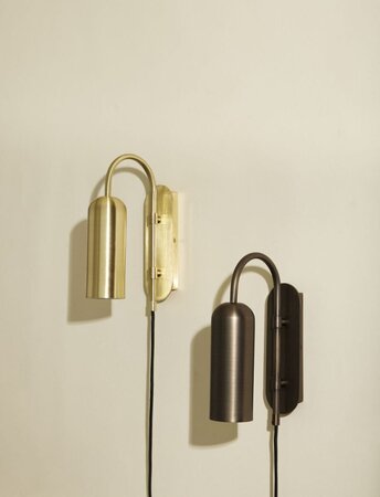 Huebsch Zenith Wall Lamp