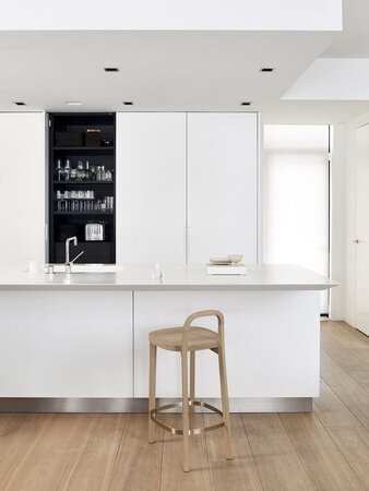 Woodnotes Siro+ Bar Stool