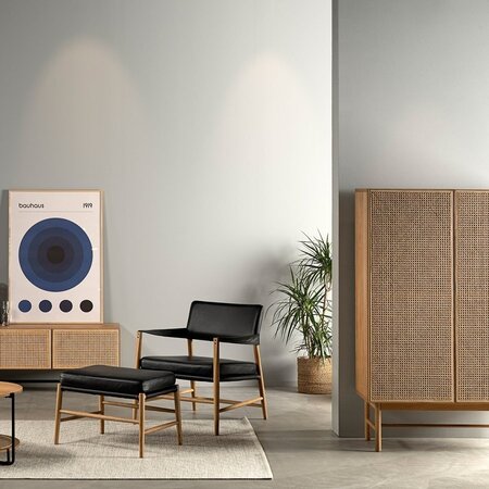 HANS K RACQUET CABINET OAK OILED- LEGS OAK