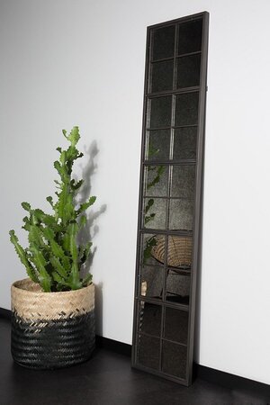 Dutchbone Vintage Window Mirror