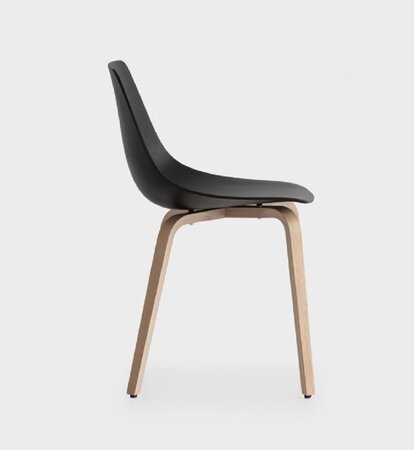 Lapalma Miunn Stuhl Holz - Baydur® Schwarz - Eiche Gebleicht