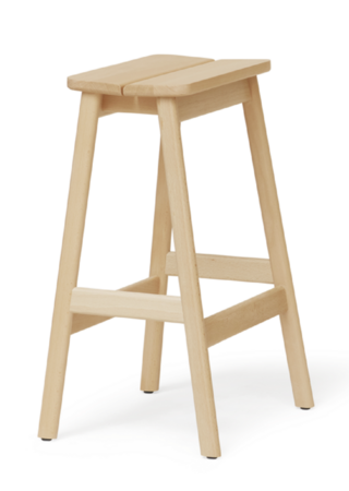 Form & Refine Angle Standard Barhocker 65cm - Buche Natur Matt Lackiert