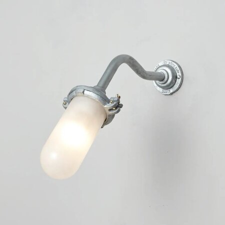 Original BTC, ORIGINAL BTC Exterior Bracket Light, No Ref, Canted, Round