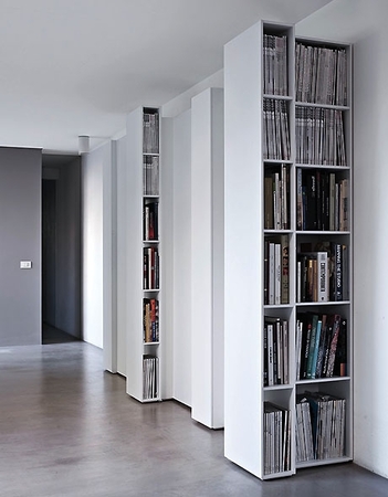 Kristalia Blio Bücherregal