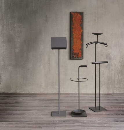 Zeus Servus Display Pult - Gunmetal grau