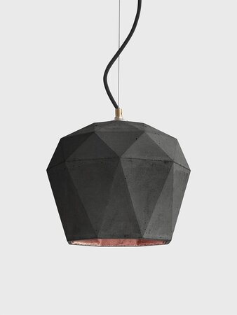 Gantlights T4 - große Hängeleuchte trianguliert - Dunkler Beton - Schwarz - Kupfer
