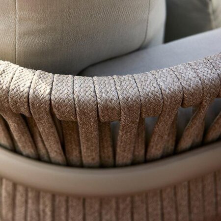 Mindo 106 Outdoor 2.5 Seater Sofa