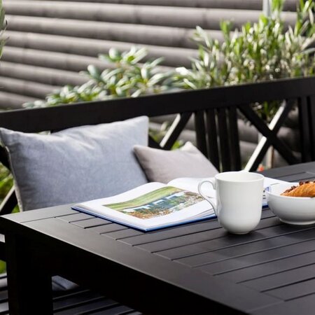 Cinas RosenborgTisch