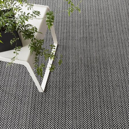 Dash And Albert Herringbone Black Indoor/Outdoor Rug