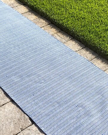 Dash And Albert Herringbone French Blue/White Rug