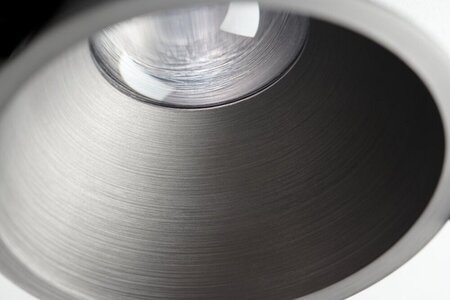Light-Point Curve II Titanium