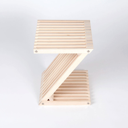 Hocker Z Contact-Arbeit