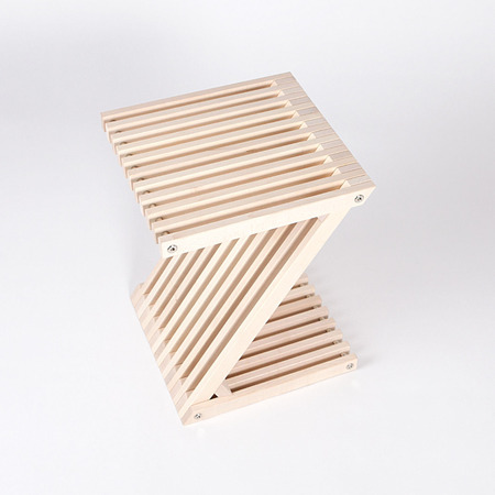 Hocker Z Contact-Arbeit