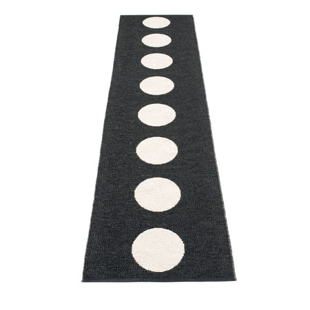 Pappelina Vera -  Black · Vanilla - 70 x 300 cm