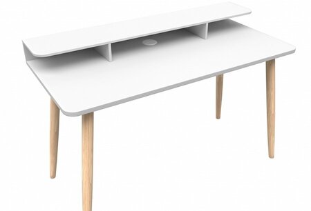 Morana Farsta Desk in white oak