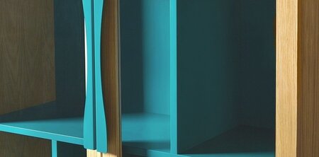 Morana Avon Display Cabinet - RAL 5021