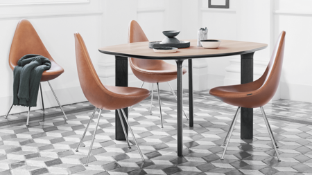Fritz Hansen Der Drop 3110 Chair Fully Upholstered Fabric
