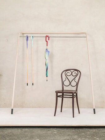Ton Stuhl 04