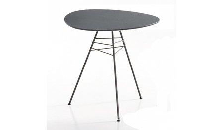 Arper, Arper Leaf dreieckig H74 Gartentisch 