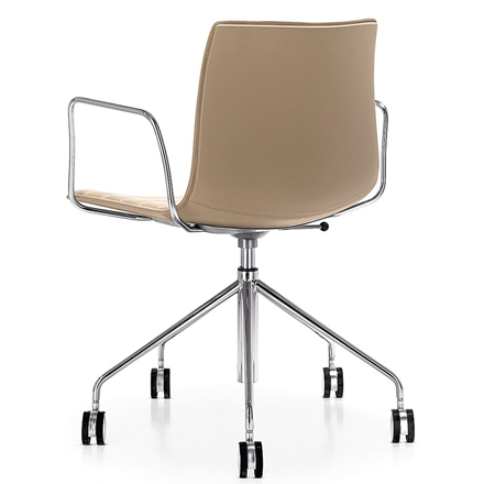 Arper Catifa 46 Drehsessel Mit Rollen 