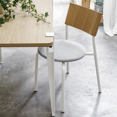 Tiptoe SSD Soft Chair - Recycled Upholstery - Cloudy White 