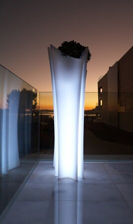 Vondom Alma Planter