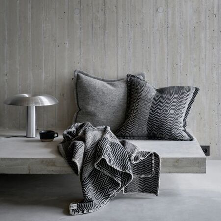 Røros Tweed Lammwolldecke Fri 150 x 200 cm von Røros Tweed