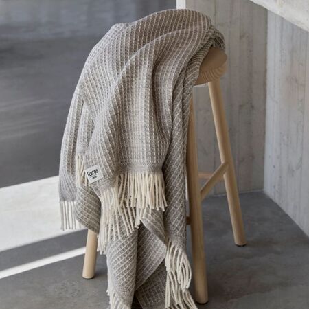 Røros Tweed Lammwolldecke Vega 150 x 210 cm von Røros Tweed