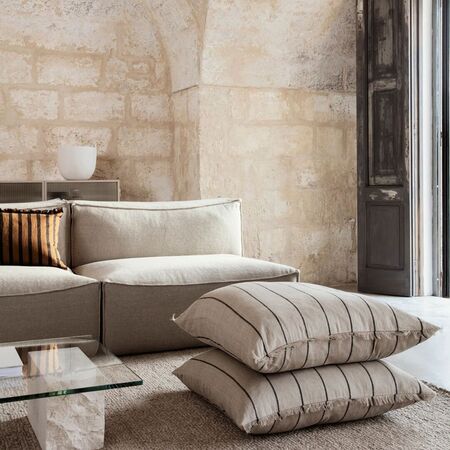 Ferm Living Calm Cushion Large B: 80 cm / H: 80 cm, Camel / Schwarz