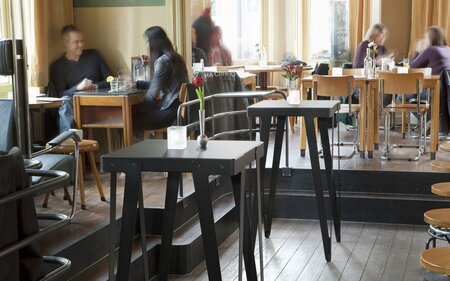 Functionals Lloyd High Table