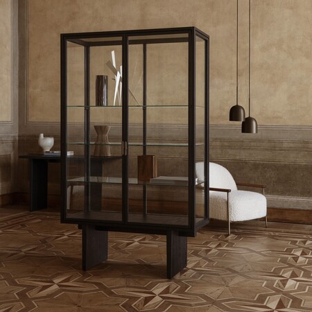 Gubi Gubi Private Vitrine