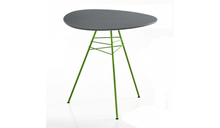 Arper Leaf dreieckig H74 Gartentisch 