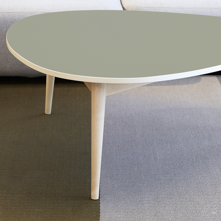 Couchtisch Dreirund Max Bill